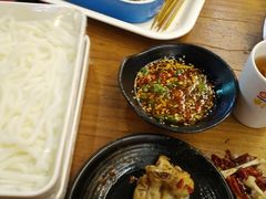 -串门邻居串串火锅(云南南路店)