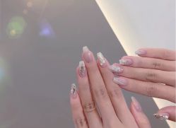 -EAST日式美甲美睫沙龙