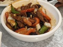 -汗腾格里·风味餐厅(新疆驻京办店)