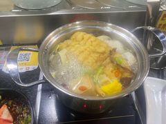 -轩于鲜旋转自助小火锅(新之城购物广场店)