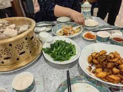 -汗腾格里·风味餐厅(新疆驻京办店)