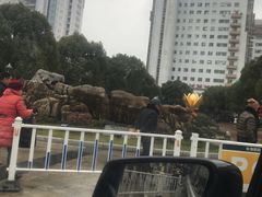-上海长海医院-地下停车场