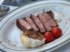 -MONICH牛排融合餐厅(和义大道购物中心店)