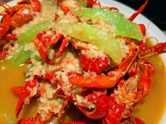 金湖蒜香龙虾-沪小胖·小龙虾·蓝龙王(八佰伴店)