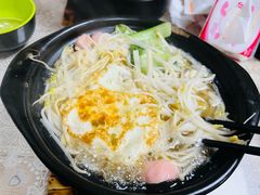 -砂锅米线
