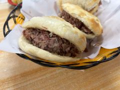 -闫家驴肉火烧(五四店)