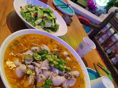 -巴特餐饮6加1音乐餐吧·新疆菜