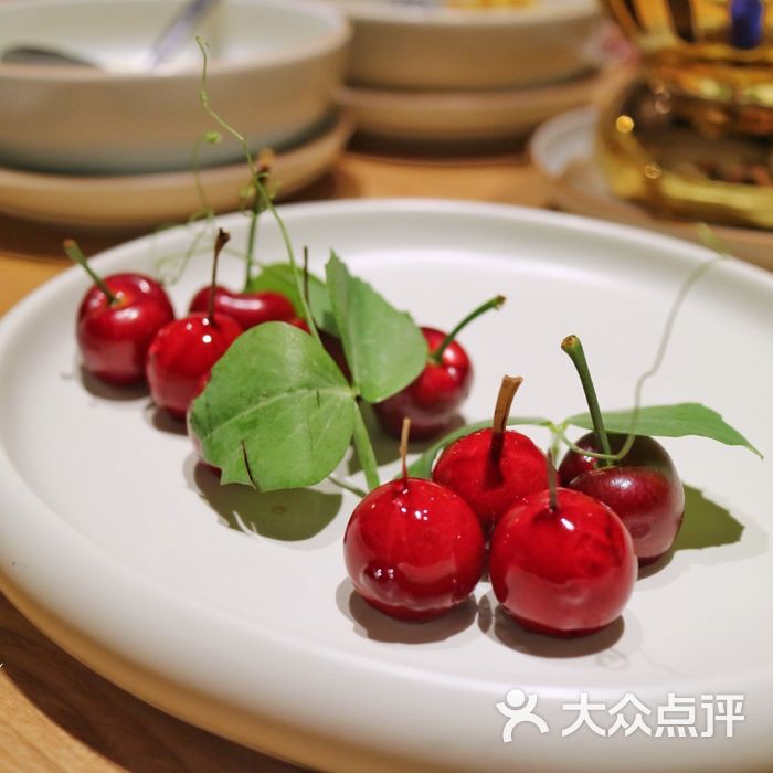 小大董奇妙虾球图片-北京北京菜-大众点评网