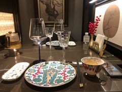 -海派悦庭·海胆烧麦·新融合菜(凯德广场店)