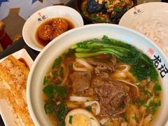 -湘人龙记老长沙米粉(华普国际大厦店)