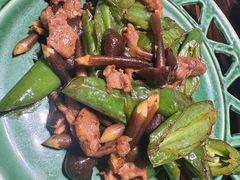 -粤·向群饭店(麓景路店)