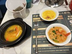 -金马门国际美食百汇(珞喻路店)