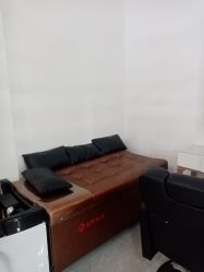 -岳灵生发养发馆