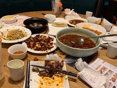 -峨嵋小镇·川菜(勒泰中心店)