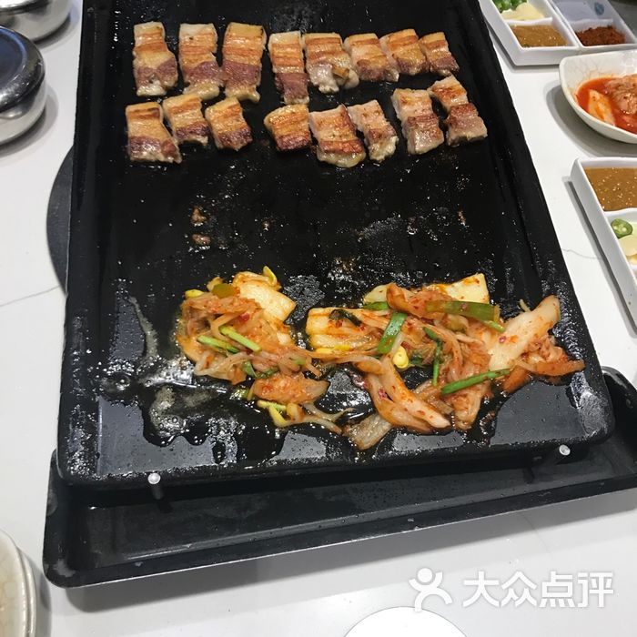 韩时烤肉老板吕东图片