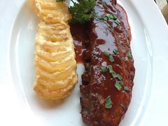 -Bamboo Bar & Grill Restaurant