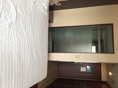 汉庭酒店(虹桥枢纽火车站新店)-汉庭(上海虹桥机场新店)