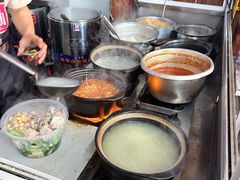 -陆师傅砂锅烫菜(圆通街店)