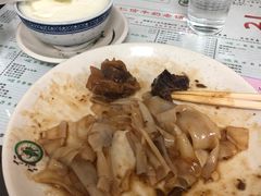 牛腩陈村粉-仁信双皮奶(东川路店)