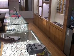 -丹阳眼镜总店(观前街店)