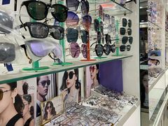 -利客来眼镜店(崂山百货店)