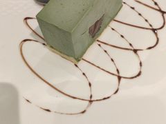 -燕庭·纯燕窝·甜品下午茶(南京西路店)