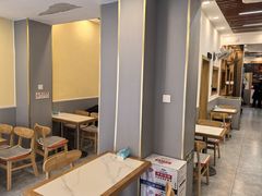 -吕阿婆骨汤麻辣烫(云岗店)