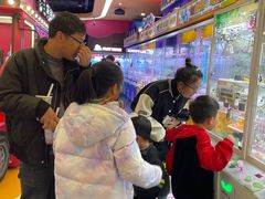 -爱玩嘉年华(龙湖杭州金沙天街店)