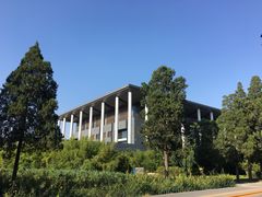-中国人民大学图书馆新馆