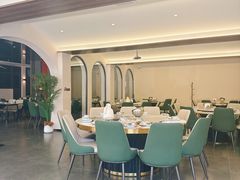 -何适山庄 ·可团建(水长城P2停车场店)