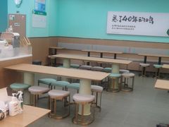 大堂-老乡鸡(西岸凤巢店)