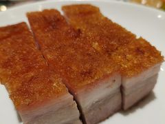 脆皮烧肉-誉八仙酒楼(静安大悦城店)