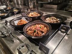 -圣丰索菲特·2 On 988 Café 自助餐厅