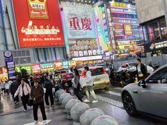-观音桥步行街