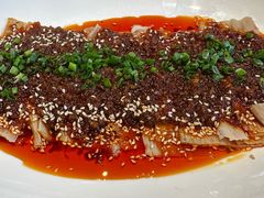 -铜锣湾·有麝自然香(渝北财富中心店)