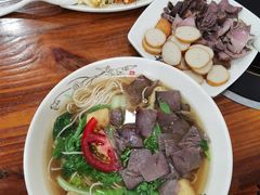 -牛小隆牛肉面馆(四牌楼店)