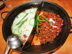 -周小明火锅(黑金冠社区店)