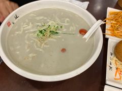 -服务大楼冷面(延大店)