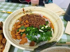 -余庆小吃(小吃一条街店)