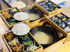 -勺子米线·云南传统小吃市集(四方街店)