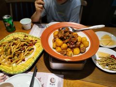 -黄泥岗·地道湖北菜(奥特莱斯店)