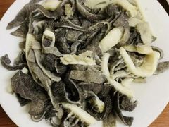 -宝瑞门钉肉饼店