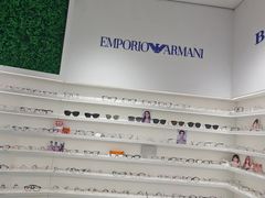 -美式眼镜·授权蔡司.依视路.尼康.豪雅.明月(南翔印象城店)