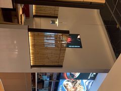 -蜜桃餐厅·伴山(绿宝广场店)