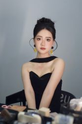 -欣薇婚纱(新源乐汇城店)