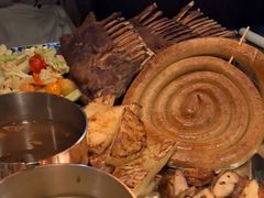 -上海西藏大厦万怡酒店Momo Cafe(徐汇店)