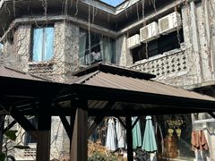 -河畔春天时尚餐厅