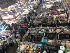 -瓦洛洛传统市场
