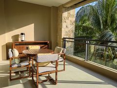 -海南清水湾莱佛士酒店