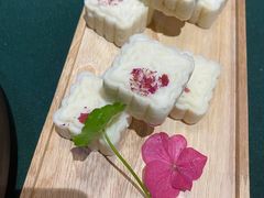 -荷风细雨·中国茶宴(碧云店)